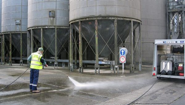 Factory Thorough Cleaning Montreal